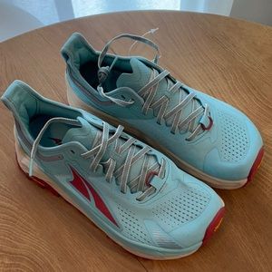 Altra Olympus 5 Sample